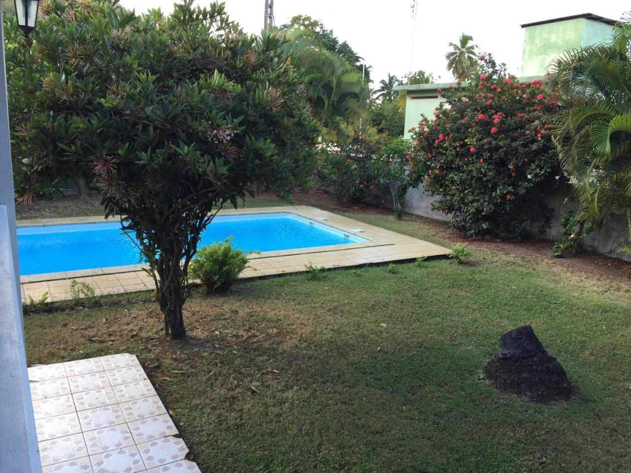 T2 Tropical En Bord De Piscine A 100M De La Mer Apartment Le Carbet Exterior photo